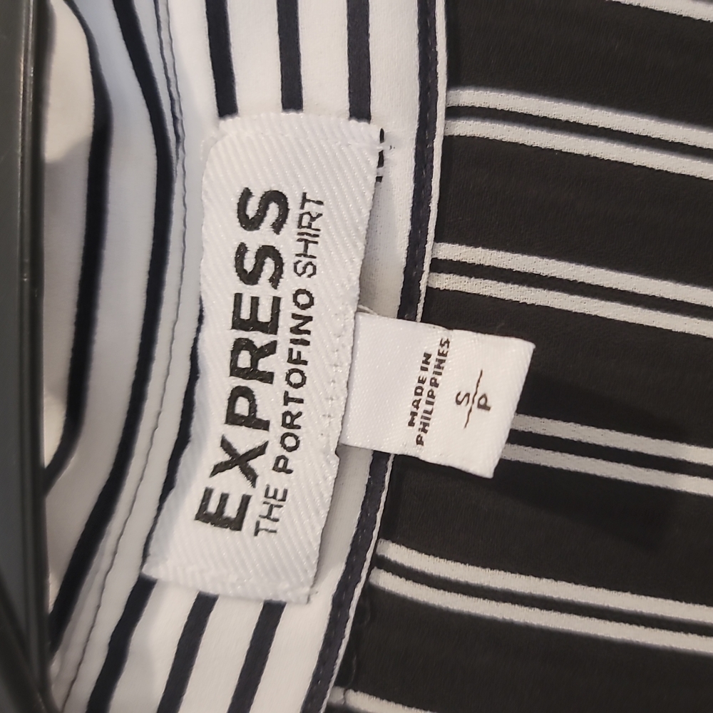 Blouses Express - Picture 2 of 2